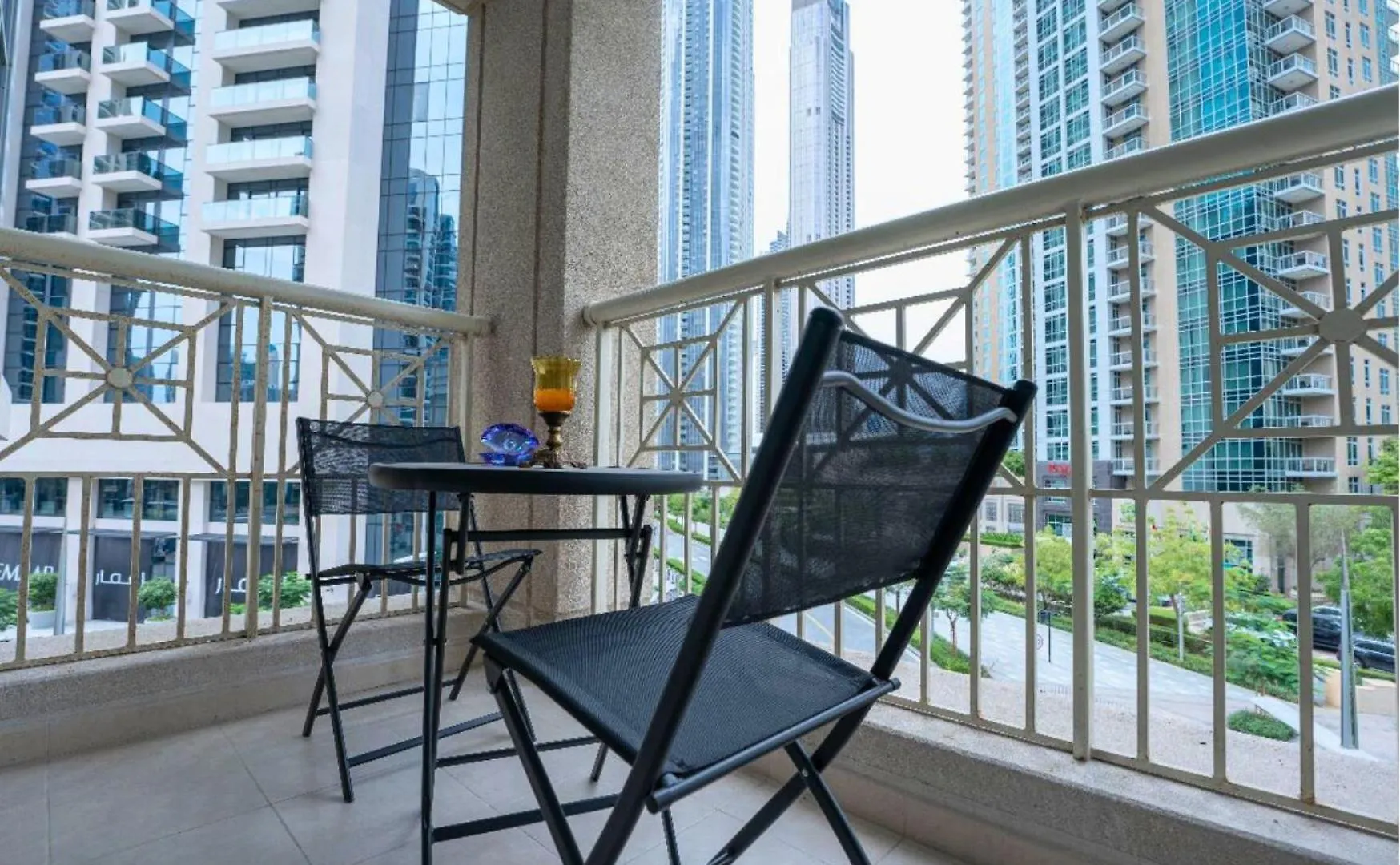 Apartment 2Br Luxury Suite With A Garden View Dubai