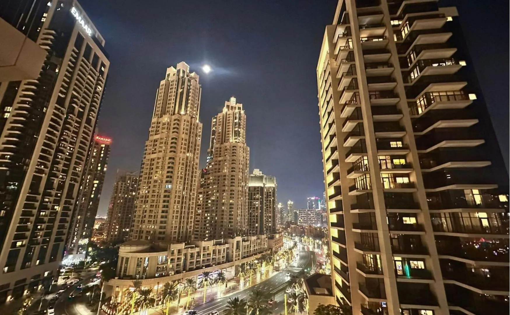 2Br Luxury Suite With A Garden View Dubai