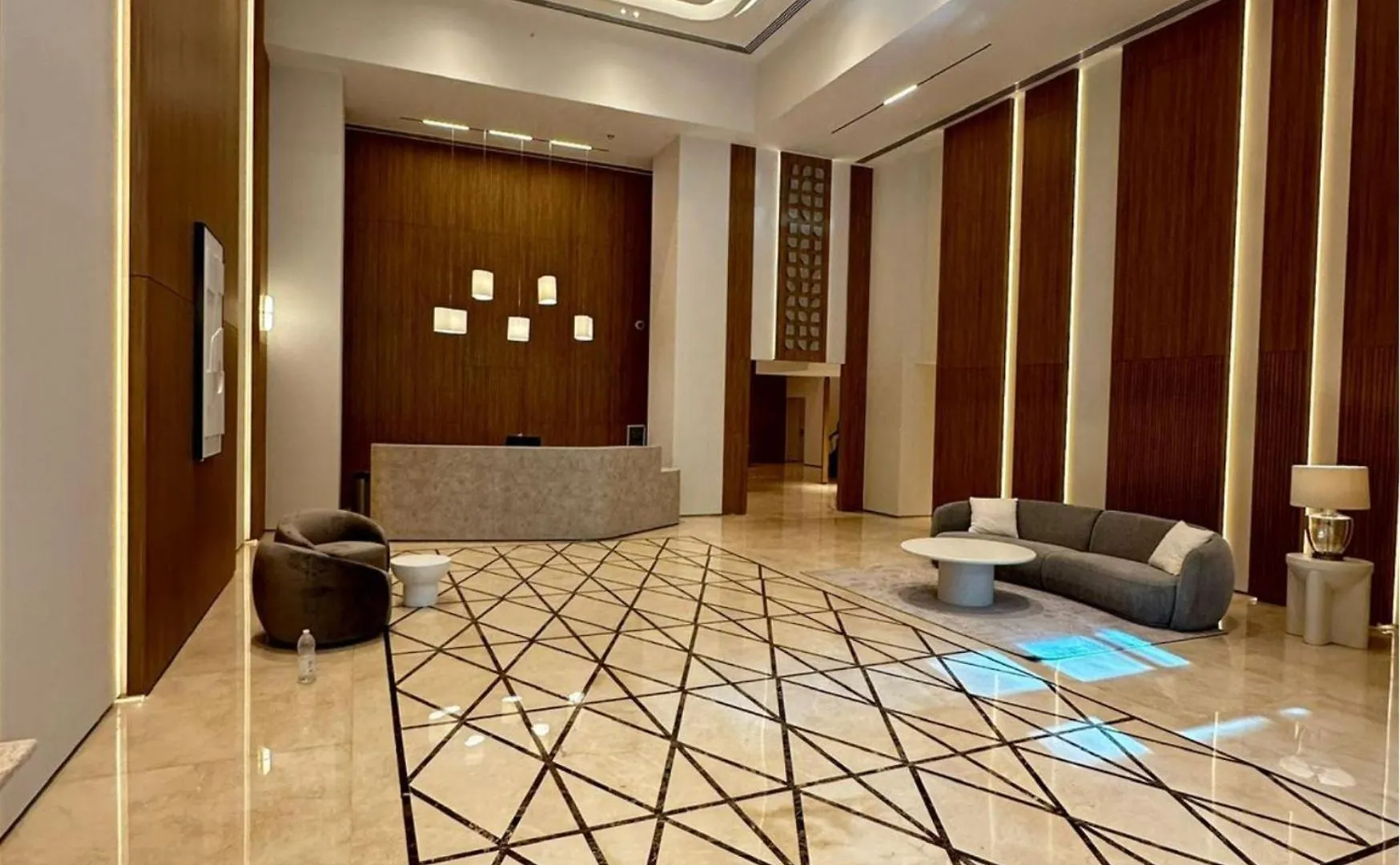 Apartment 2Br Luxury Suite With A Garden View Dubai